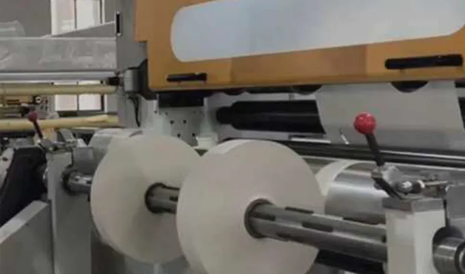 Fully adjustable slitting parameters