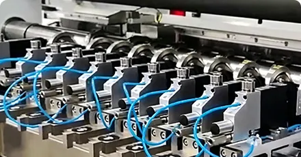 Automatic knife positioning system