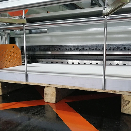 non woven fabric cutter